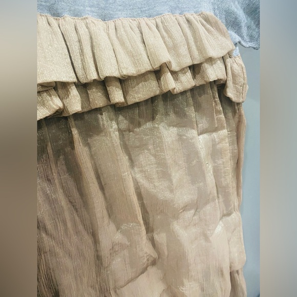 Vintage Patrizia Pepe tshirt dress. Grey t shirt  top w/ a gold metallic bottom - Picture 5 of 6